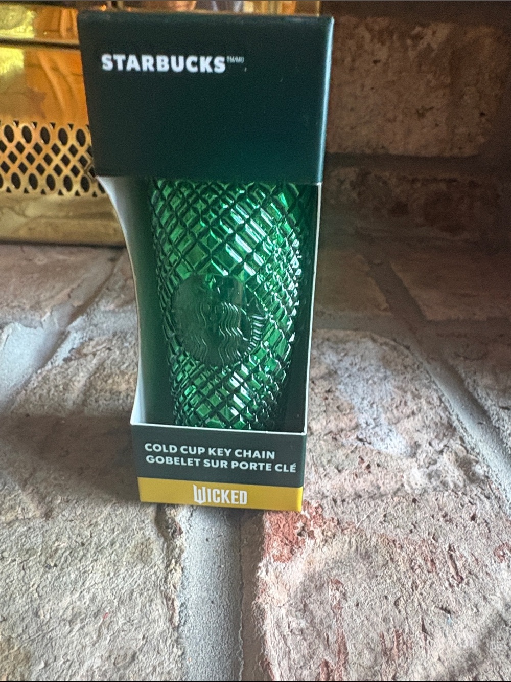 NIB Wicked + Starbucks - 2024 Em City Wicked Cold Cup KEYCHAIN - Green [Jeweled]